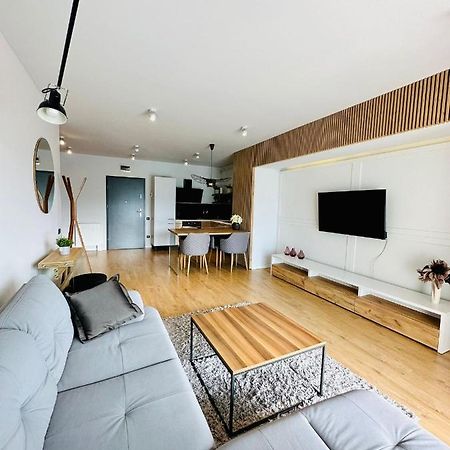 Kharisma Apartment-Free Parking-Ultracentral คลูจ-นาโปกา ภายนอก รูปภาพ
