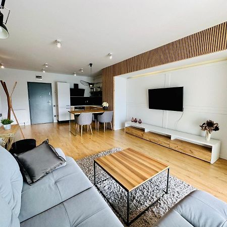 Kharisma Apartment-Free Parking-Ultracentral คลูจ-นาโปกา ภายนอก รูปภาพ