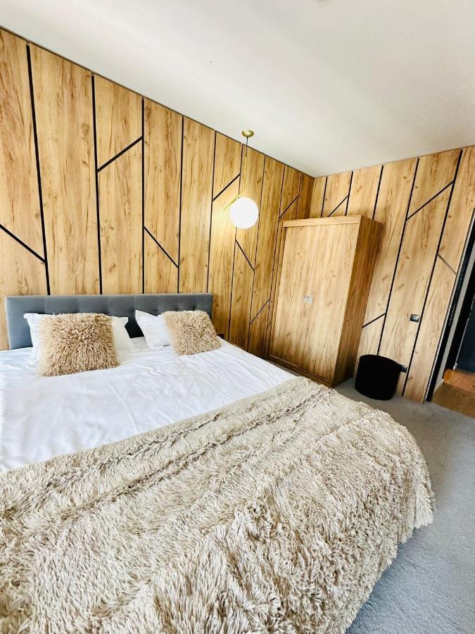 Kharisma Apartment-Free Parking-Ultracentral คลูจ-นาโปกา ภายนอก รูปภาพ
